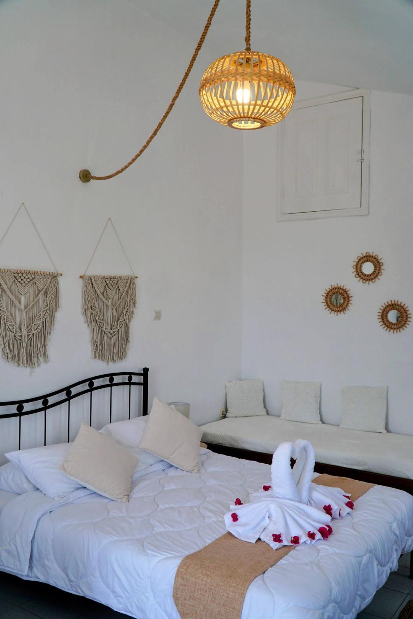 Taxiarchis Aparthotel Đảo Sými Ngoại thất bức ảnh